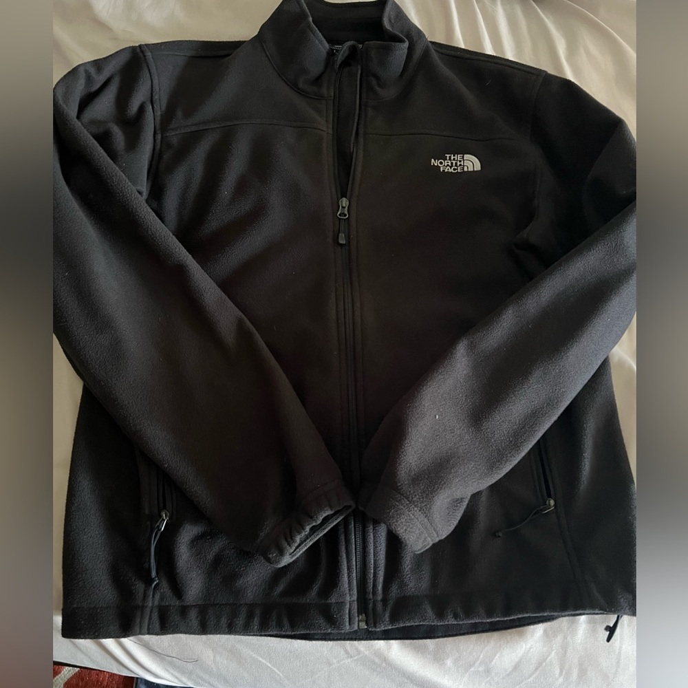 The North Face lightweight fleece. Mens M. Great shape.